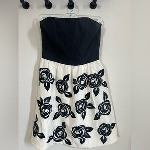 White House Black Market Floral Sleeveless Silk Dress - 4